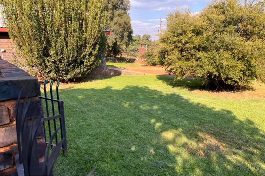 8 Bedroom Property for Sale in Broederstroom North West